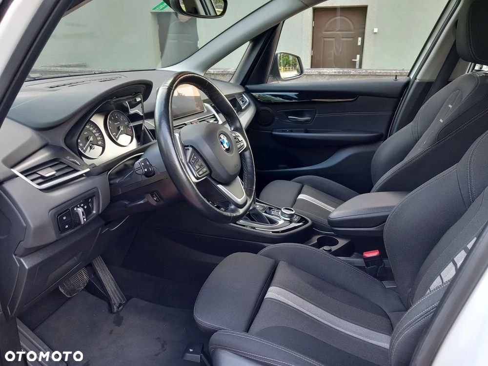 BMW Seria 2 ver-225e-xdrive-active-tourer - 7