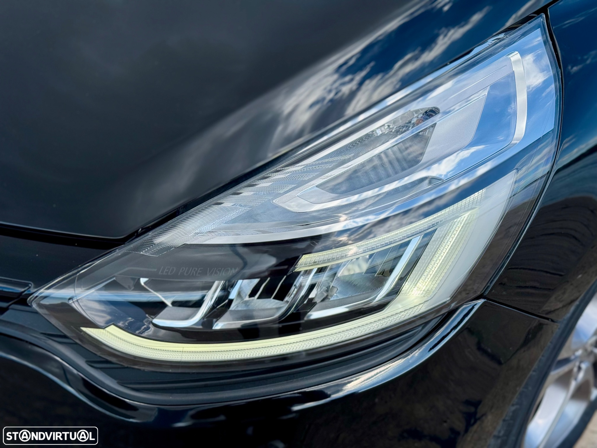 Renault Clio Sport Tourer 1.5 dCi GT Line - 10