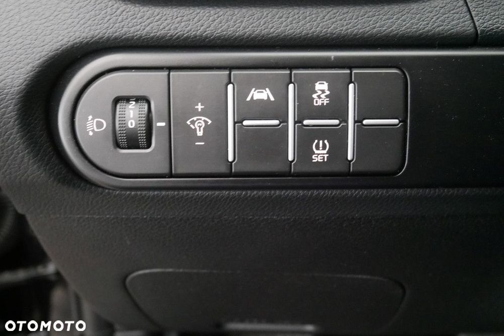 Kia Ceed - 26