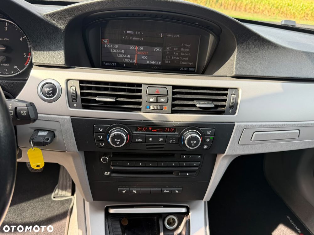BMW Seria 3 320d DPF Edition Fleet Exclusive - 17