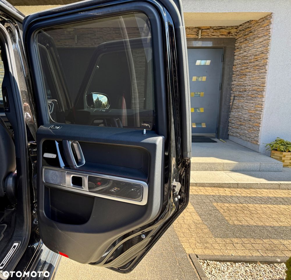 Mercedes-Benz Klasa G 400 d - 23