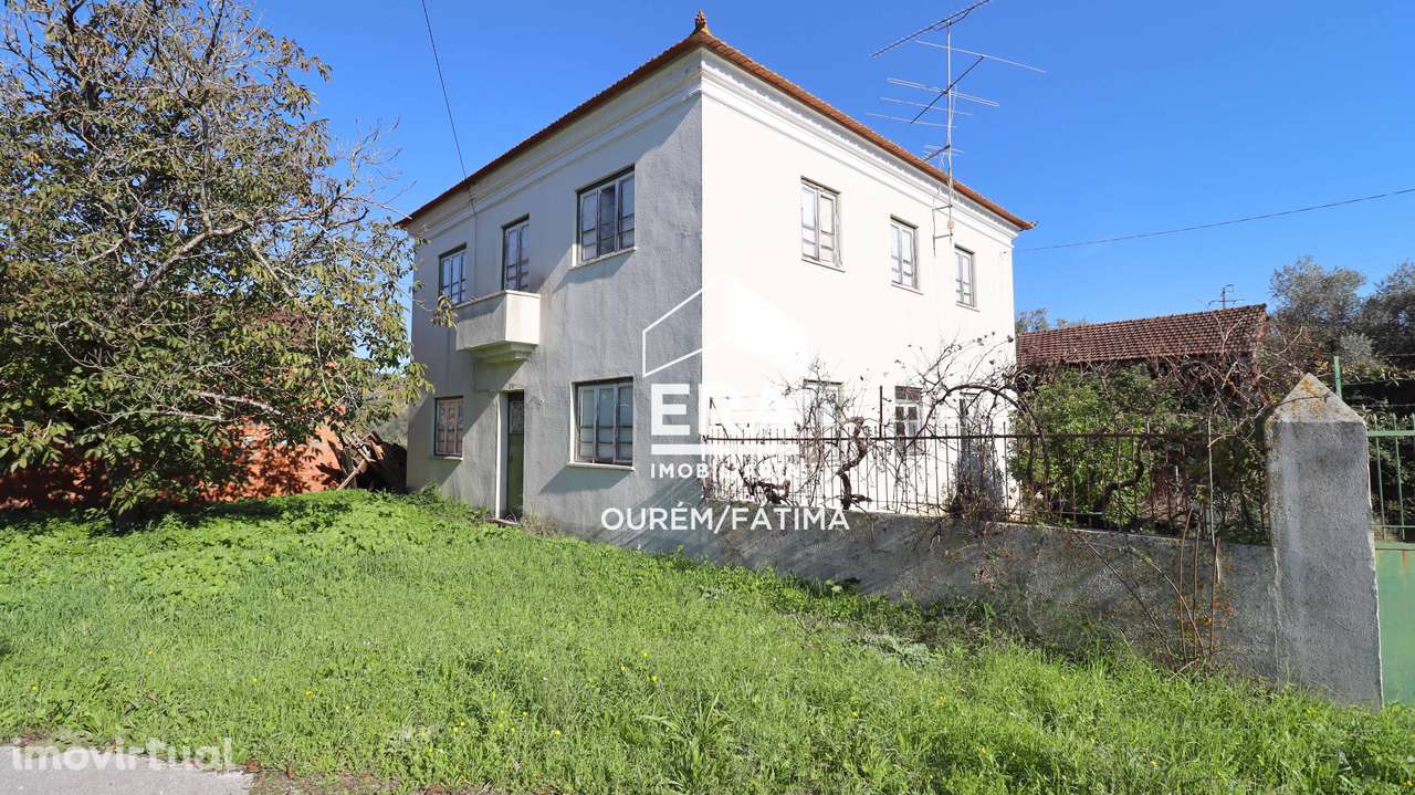 Moradia T6 localizada a 5 minutos da vila da Freixianda - Grande imagem: 5/24