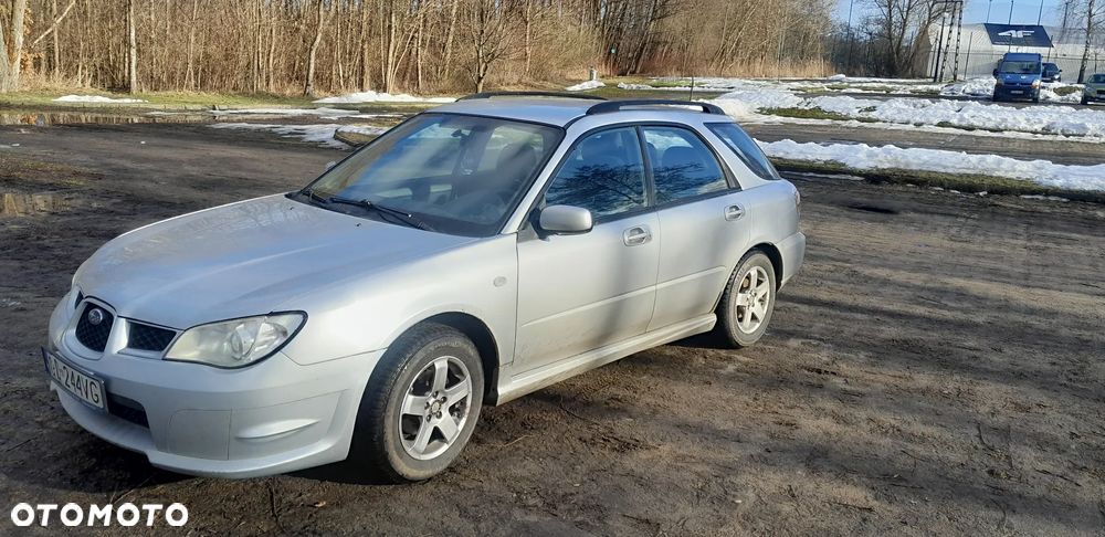 Subaru Impreza 1.5R - 5