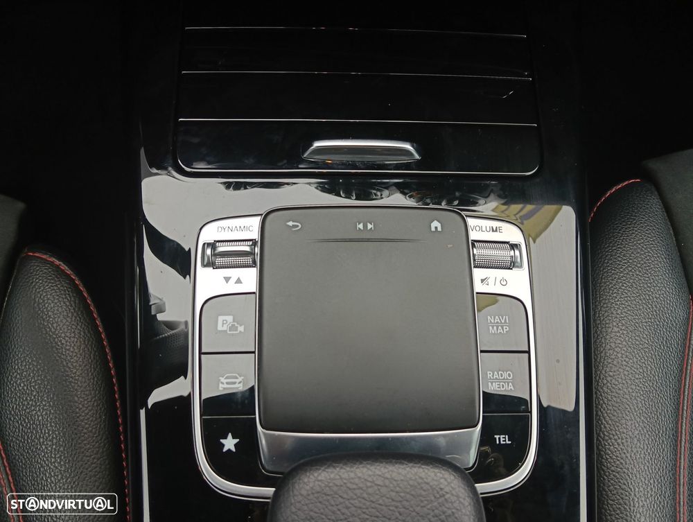 Mercedes-Benz CLA 180 d AMG Line - 24