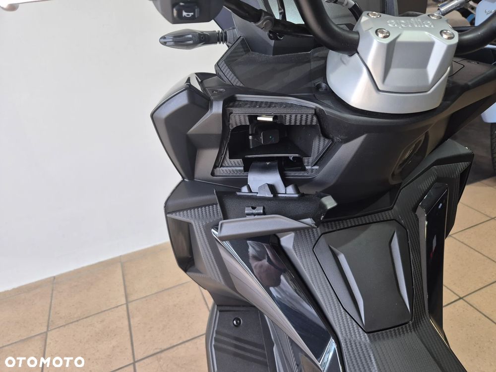 Aprilia SR - 13