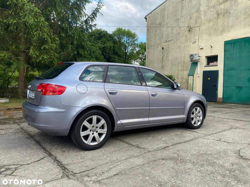 Audi A3 Sportback - 8