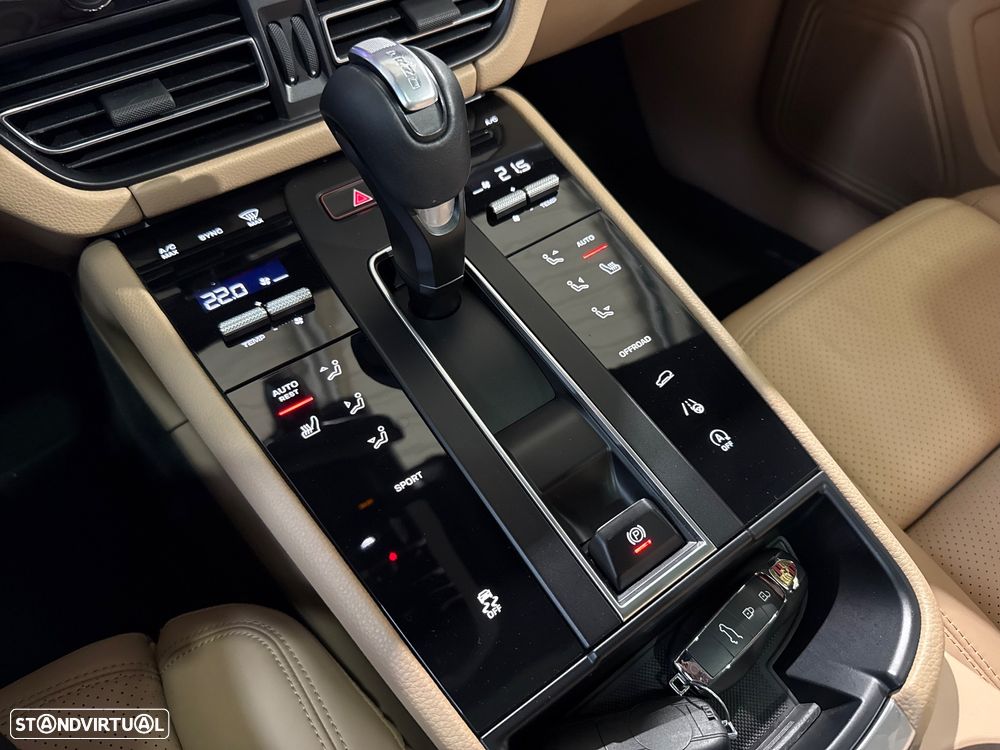 Porsche Macan PDK - 24