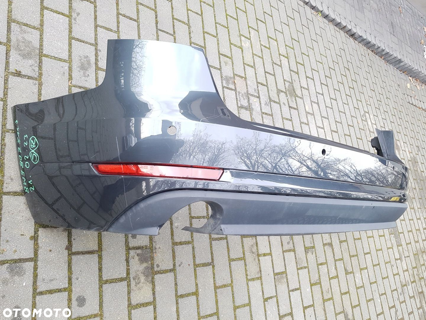 AUDI A4 B9 avant zderzak tył 8W9807511J - 3