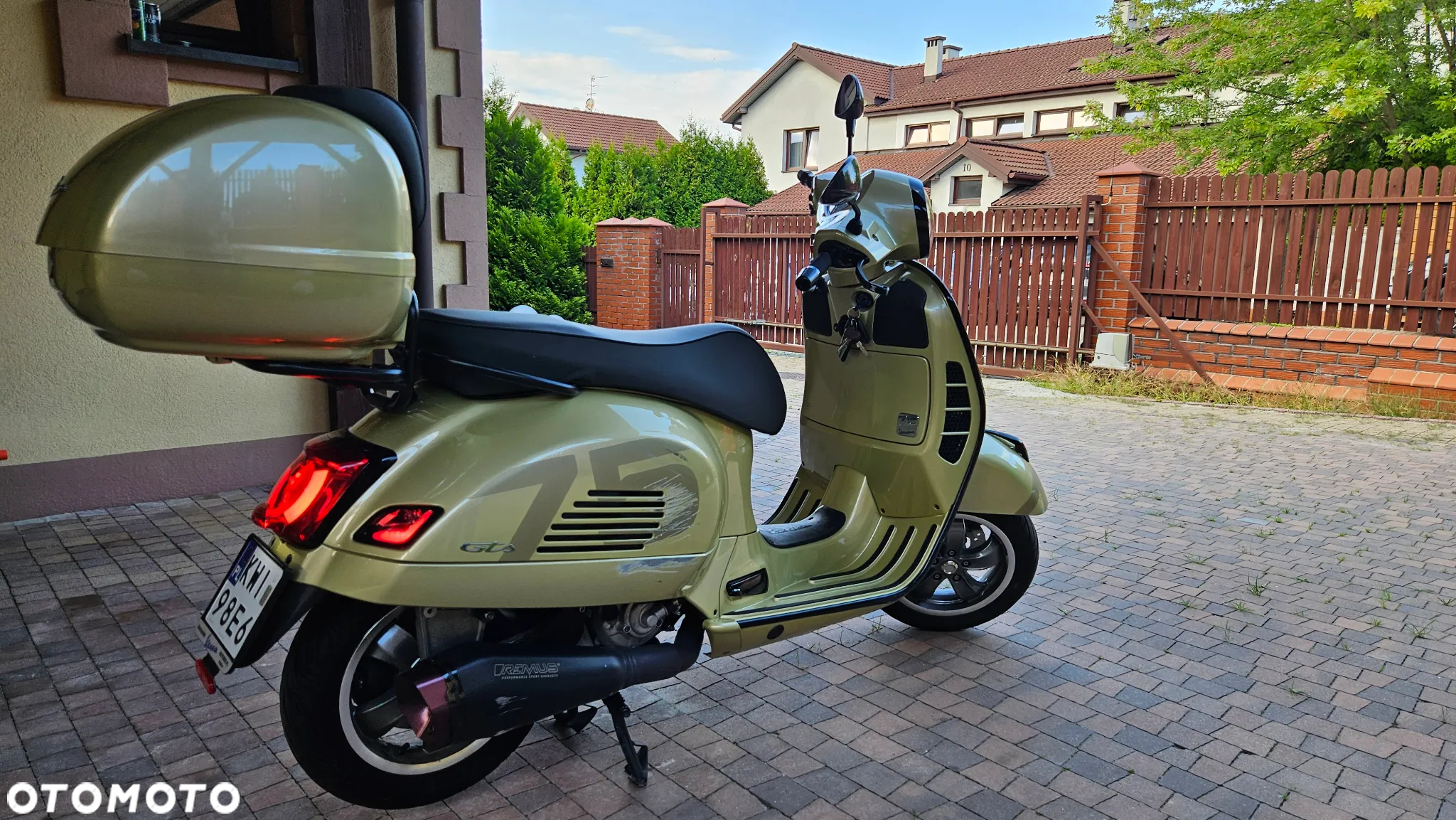 Piaggio Vespa - 25