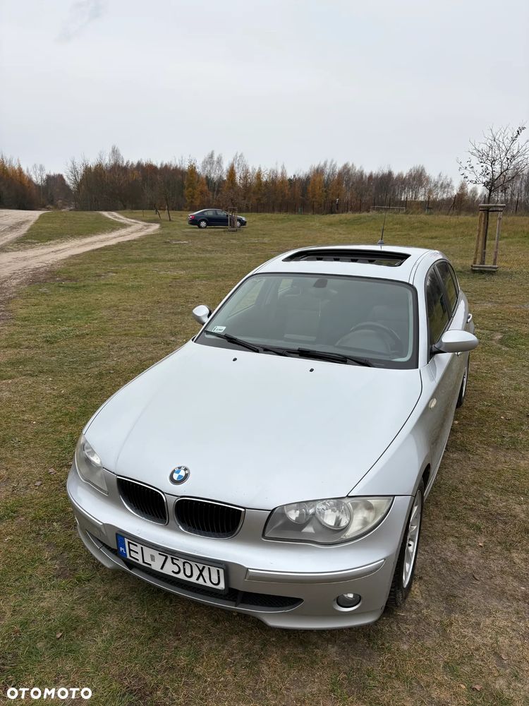BMW Seria 1 116i - 32