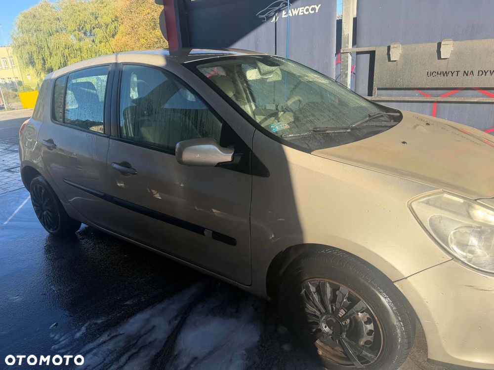 Renault Clio - 3
