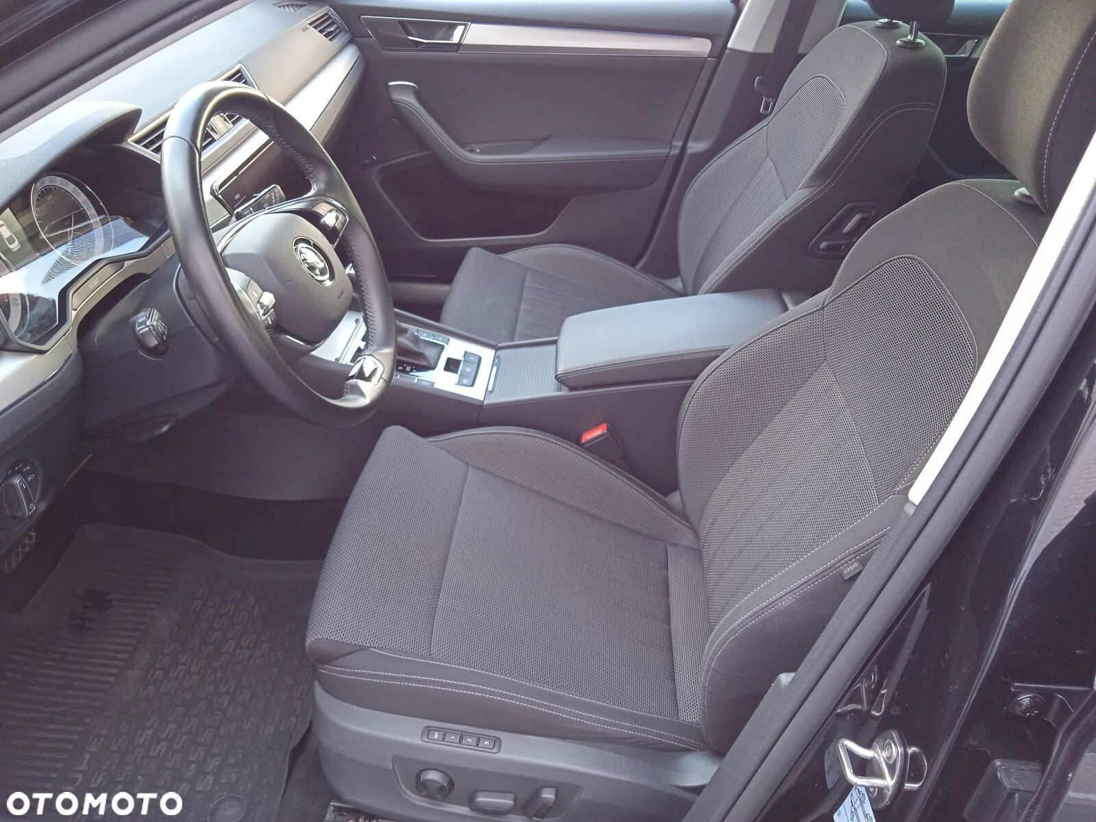 Skoda Superb 2.0 TDI SCR Style DSG - 11