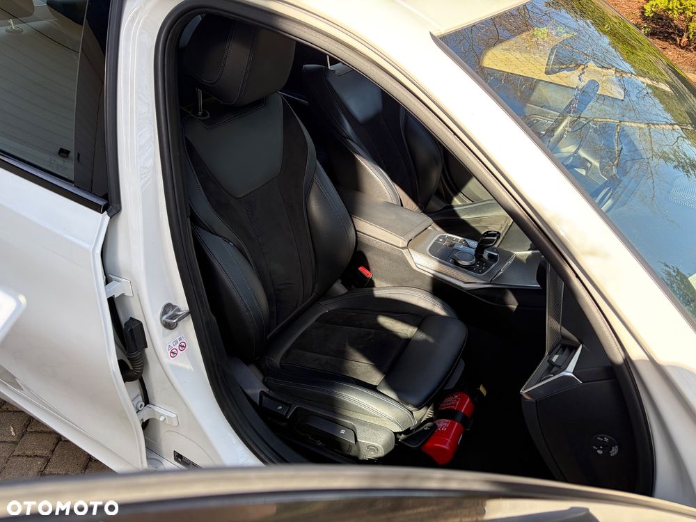 BMW Seria 3 318d M Sport - 26
