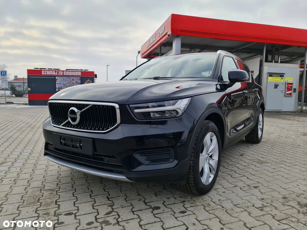Volvo XC 40 D3 AWD Geartronic Momentum Pro