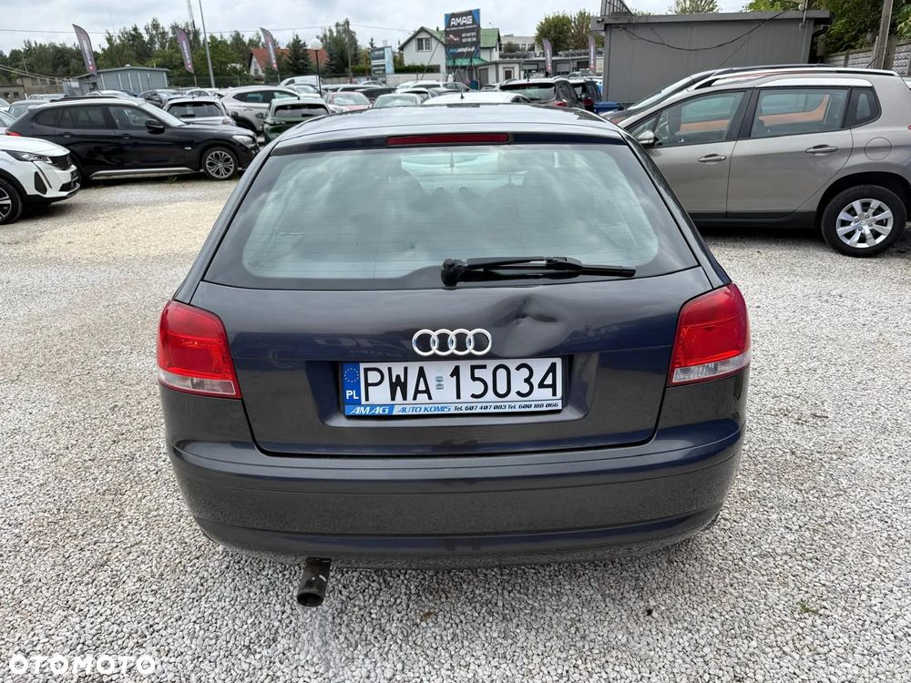 Audi A3 3-drzwiowe 1.6 Ambition - 7