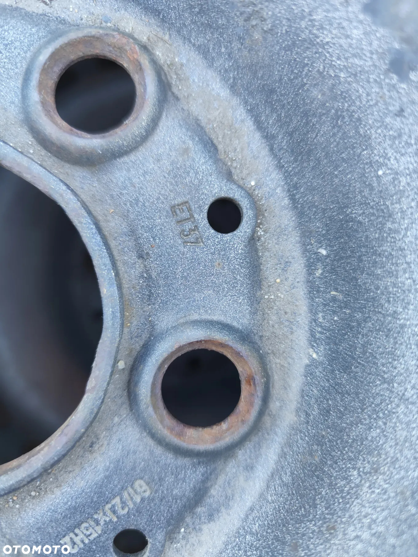 Mercedes-Benz E W124 Stalowe felgi 15 cali komplet 61/2jx15H2 ET37 - 4