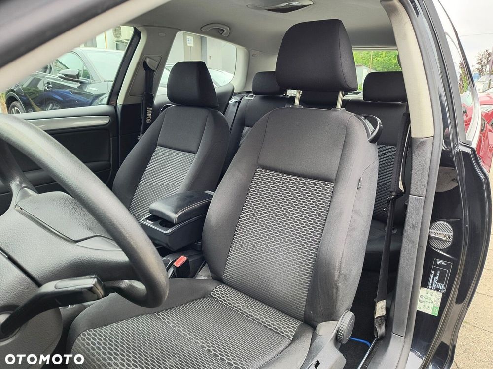 Volkswagen Golf - 15
