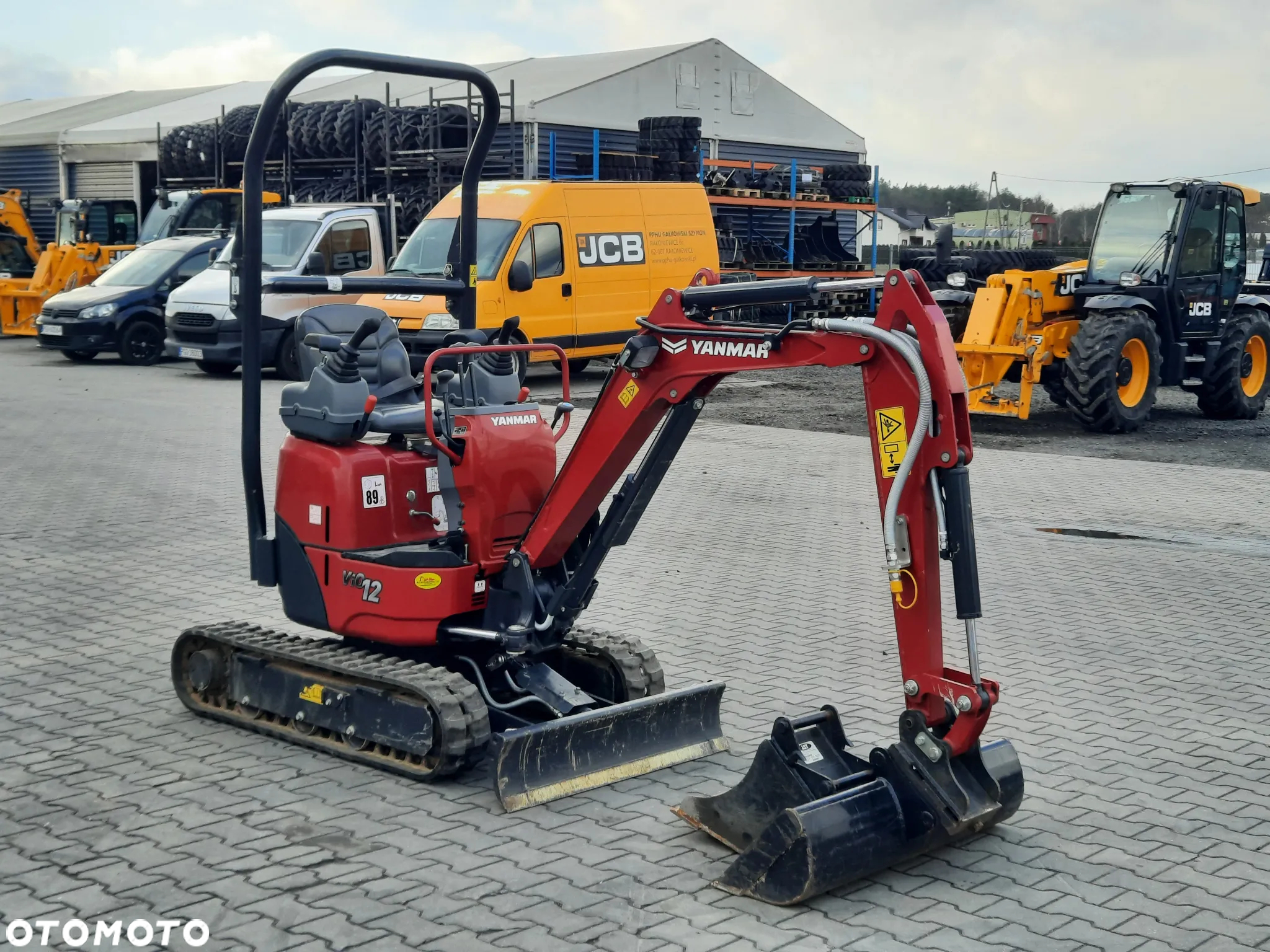 Yanmar ViO 12 - 2A - 7