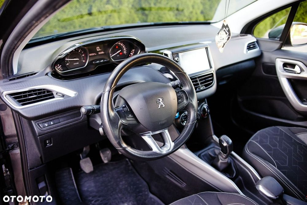Peugeot 2008 - 24