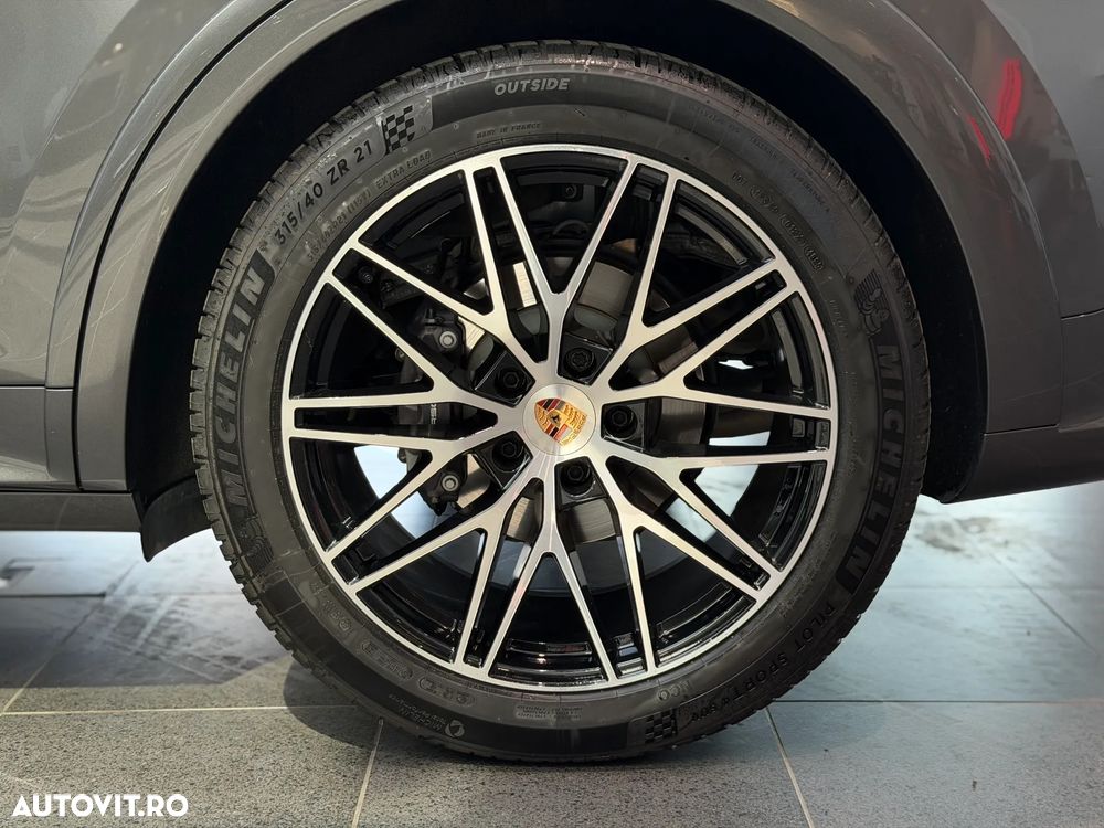 Porsche Cayenne Black Edition - 15