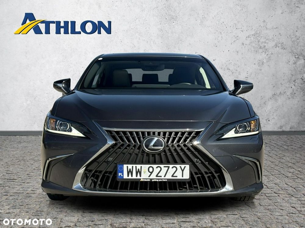 Lexus ES 300h Business Edition - 8