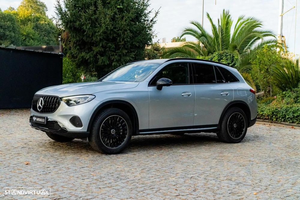 Mercedes-Benz GLC 300 e 4Matic 9G-TRONIC AMG Line Advanced - 3