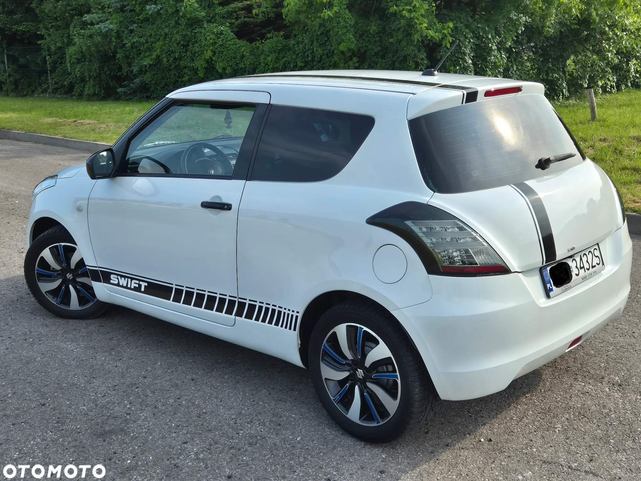 Suzuki Swift 1.2 BlackWhite - 15