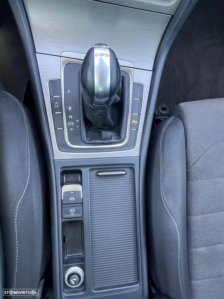 VW Golf Variant 1.6 TDi Highline DSG - 8