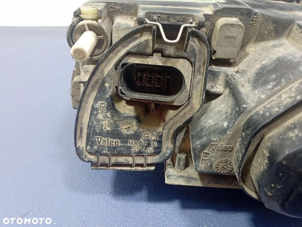 AUDI A4 B5 LIFT 99-01 REFLEKTOR PRAWY LAMPA PRZÓD  8D0941030AK - 7