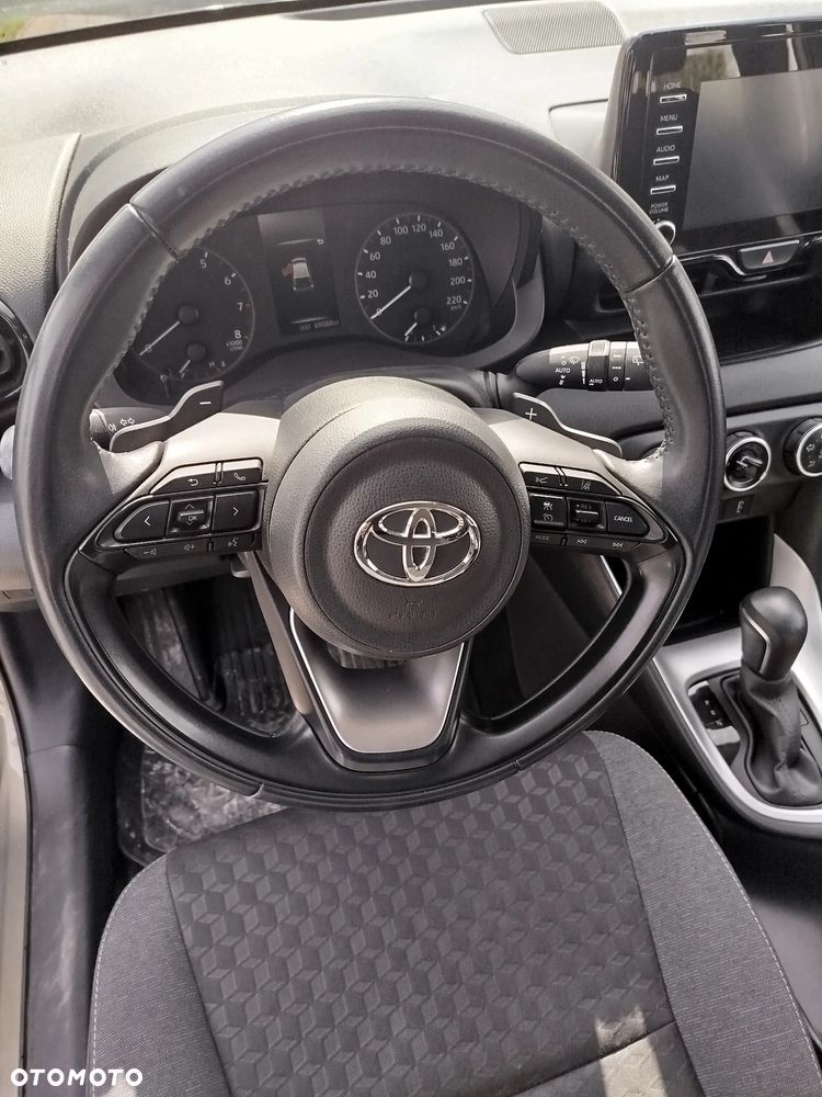 Toyota Yaris 1.5 Comfort CVT - 9