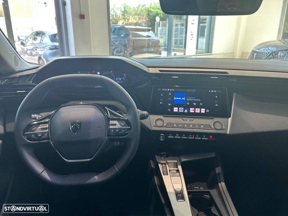 Peugeot 308 1.2 Hybrid Style e-DCS6 - 8