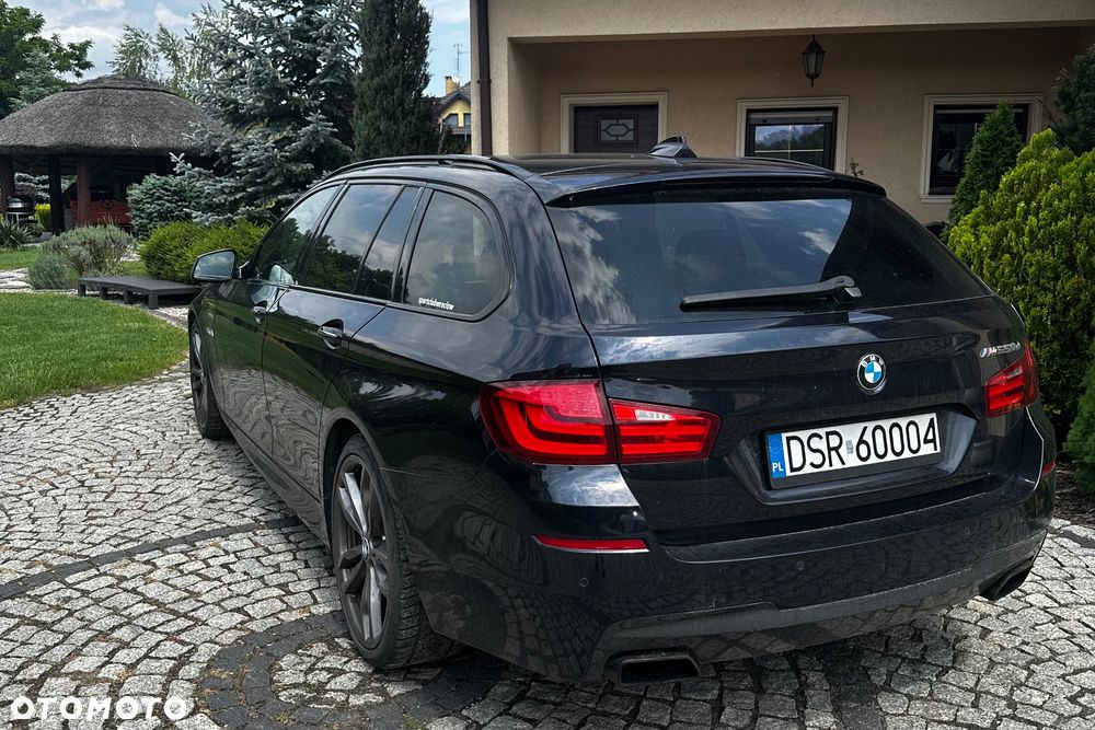 BMW Seria 5 M550d xDrive Sport-Aut - 4