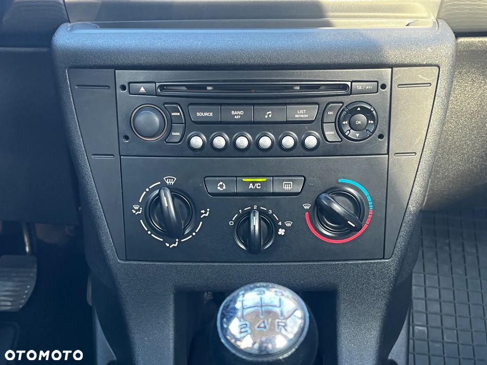 Citroën C4 1.6 HDi Equilibre - 21