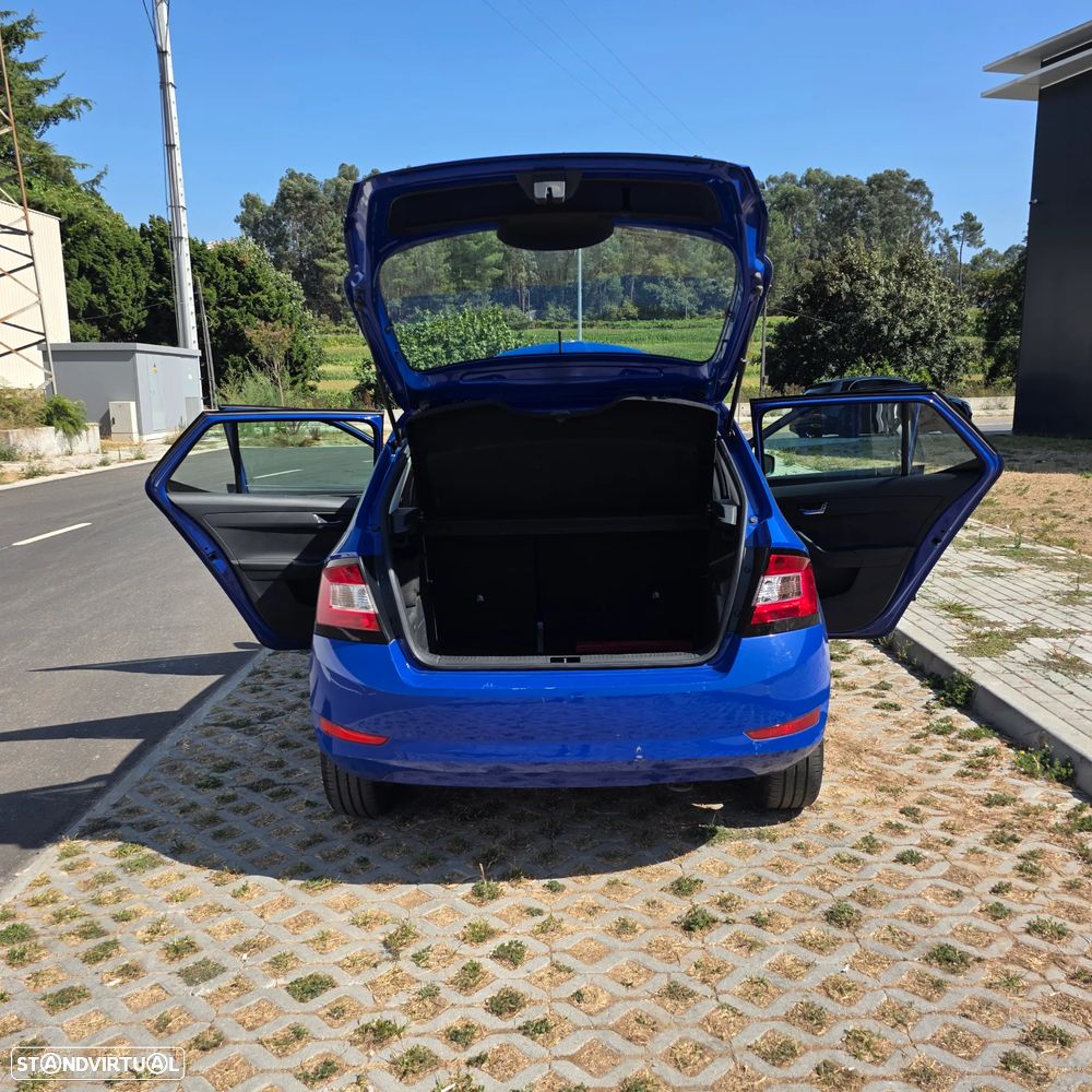 Skoda Fabia 1.0 Active - 8