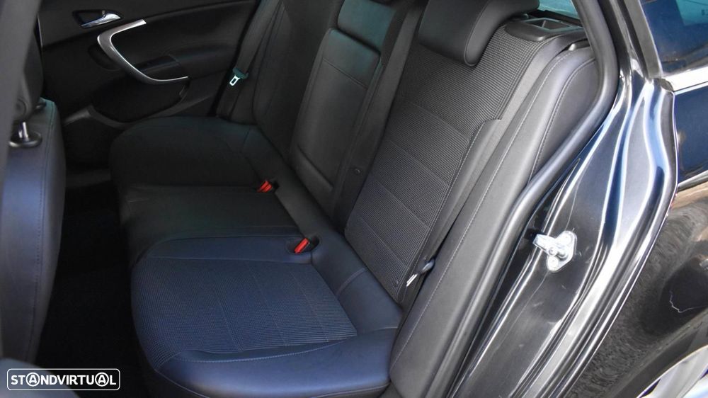 Opel Insignia Sports Tourer 2.0 CDTi Cosmo - 8