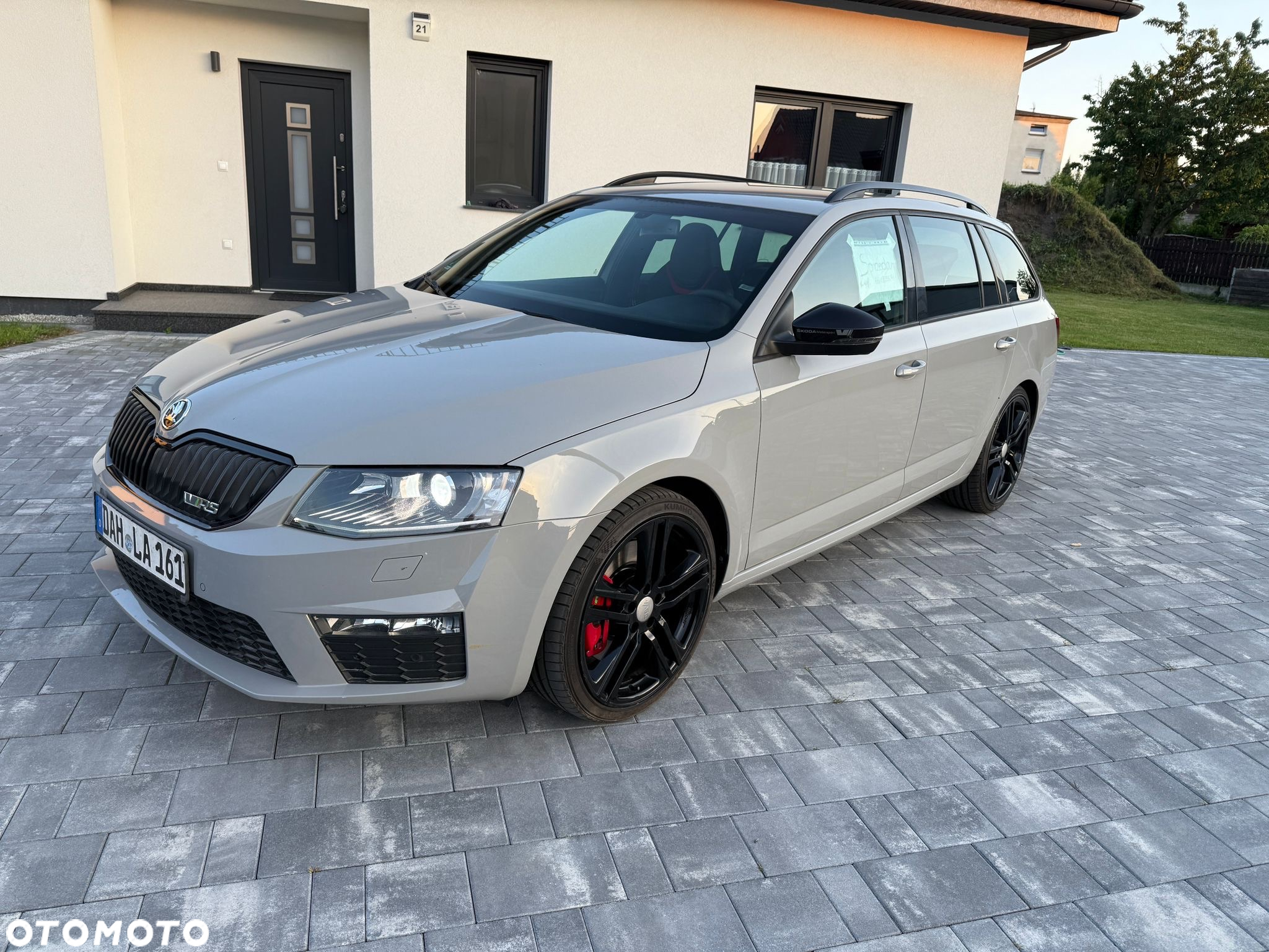 Skoda Octavia Combi 2.0 TSI (Green tec) RS - 3