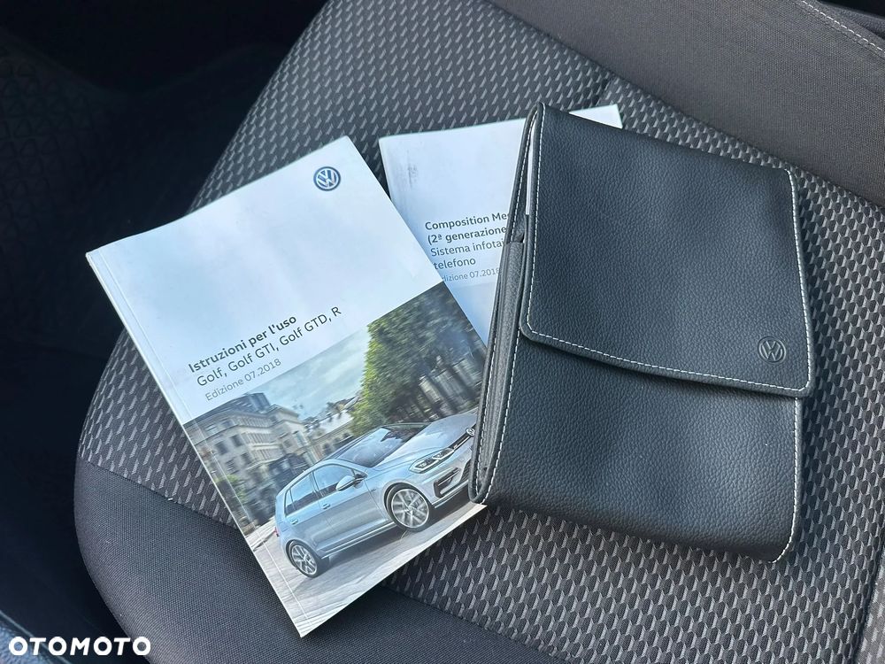 Volkswagen Golf - 16