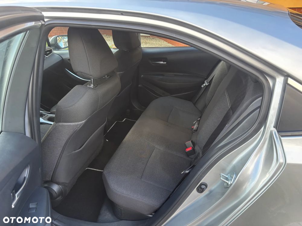 Toyota Corolla - 24