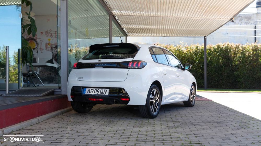 Peugeot 208 1.2 PureTech Allure EAT8 - 3