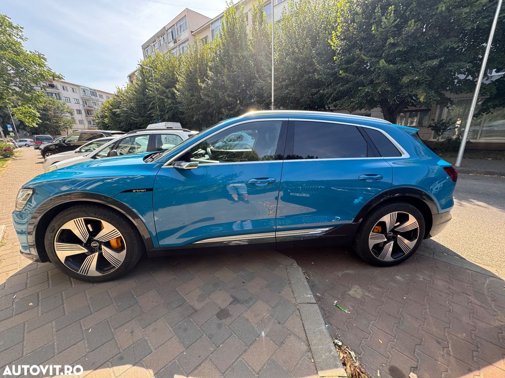 Audi e-tron 55 quattro - 1