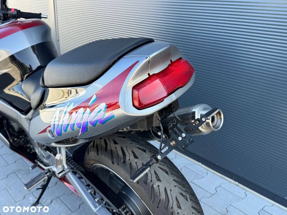 Kawasaki ZXR - 17