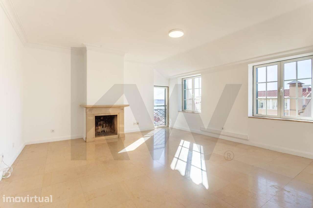 Apartamento T1+1 duplex com garagem | na Lapa, Lisboa - Grande imagem: 3/34
