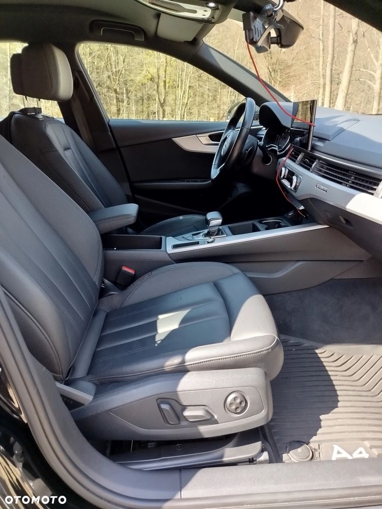 Audi A4 Avant 40 TDI Quattro Advanced S tronic - 12