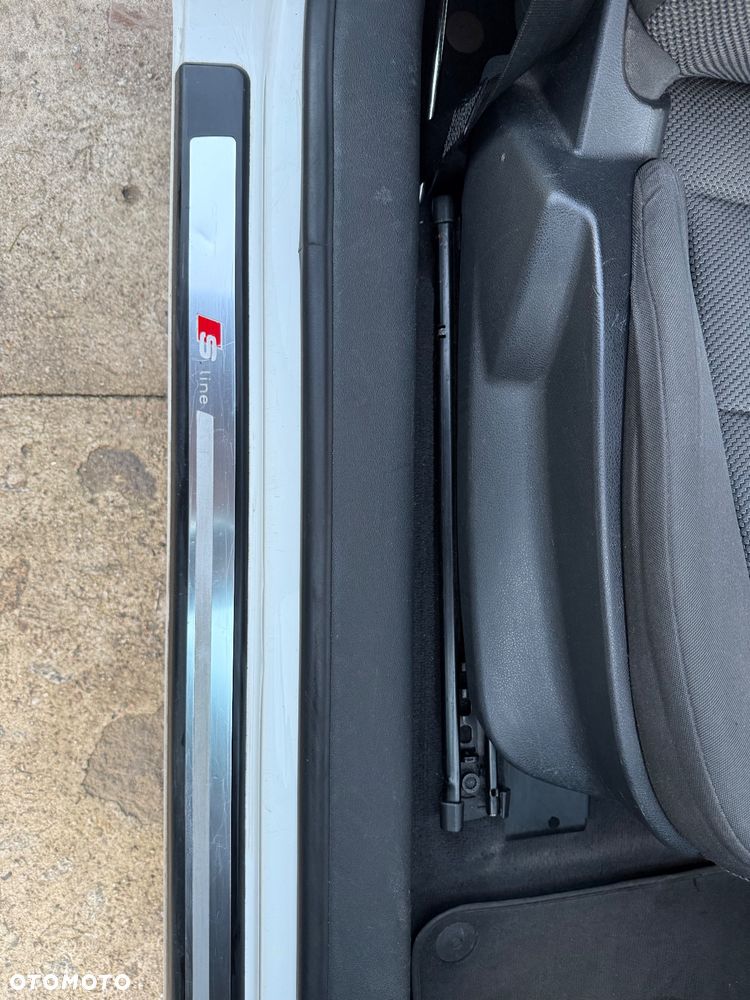 Audi A3 3-drzwiowe 1.6 TDI DPF S line Sportpaket - 11