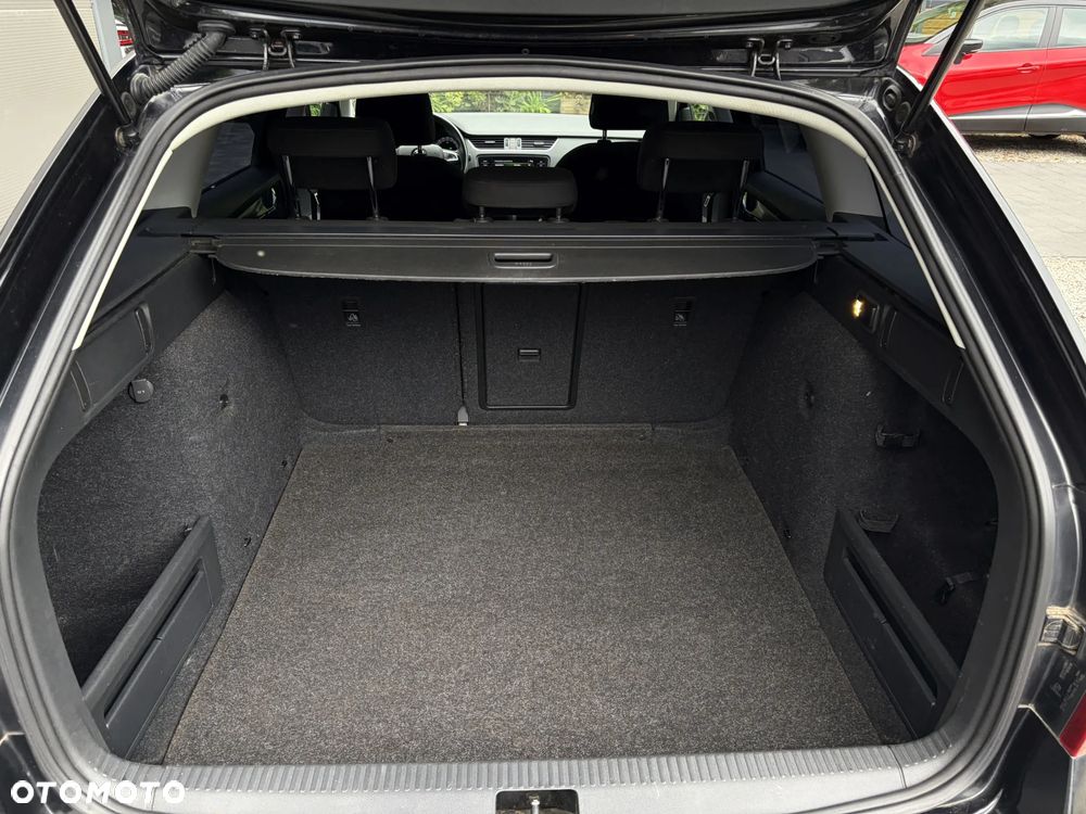 Skoda Octavia 2.0 TDI SCR Style DSG - 36