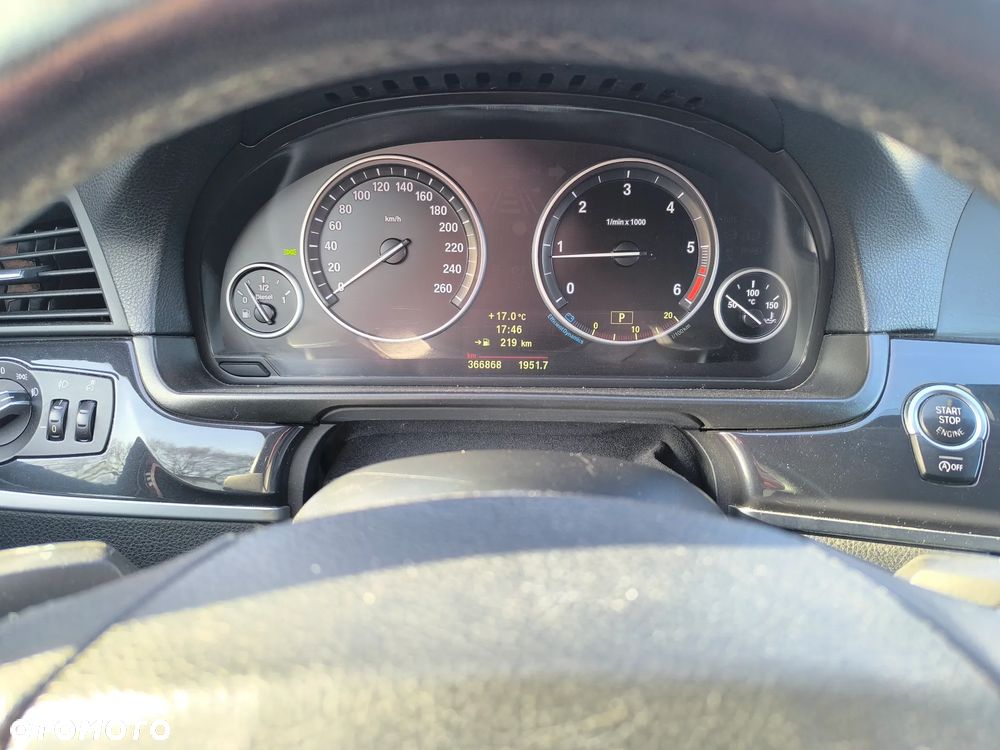 BMW Seria 5 520d - 15