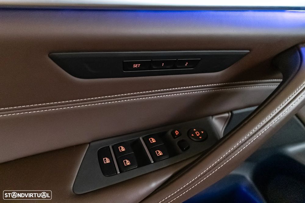 BMW 520 d Line Luxury Auto - 12