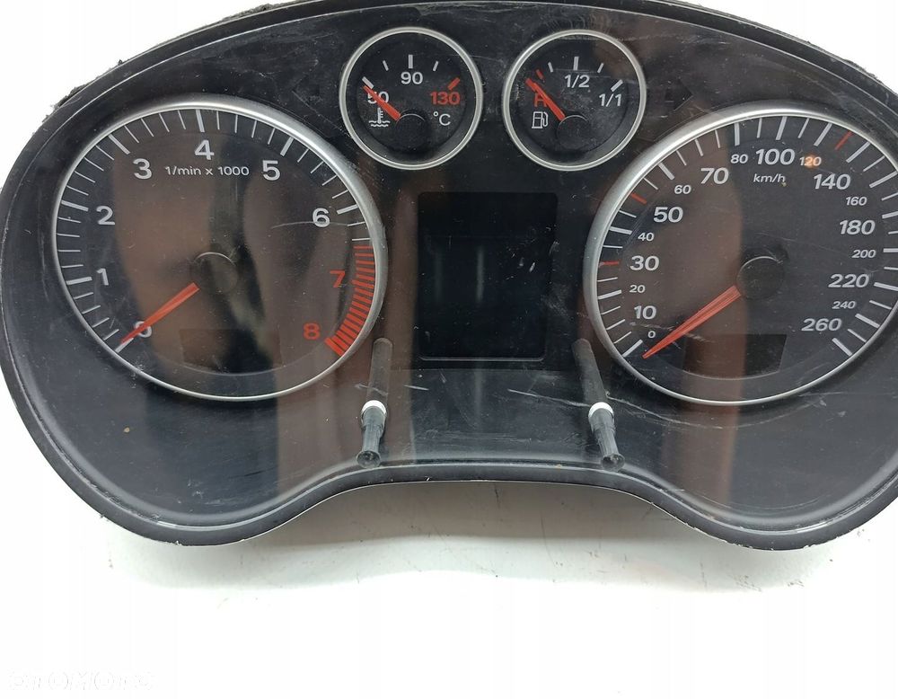 ZEGARY LICZNIK AUDI A3 8P 2.0 TDI 8P0920930Q - 1