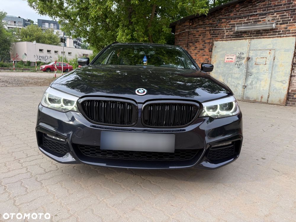 BMW Seria 5 518d - 25