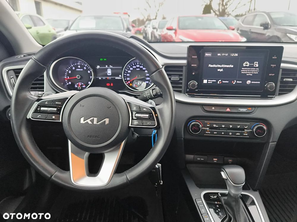 Kia Ceed 1.5 T-GDI M DCT - 14